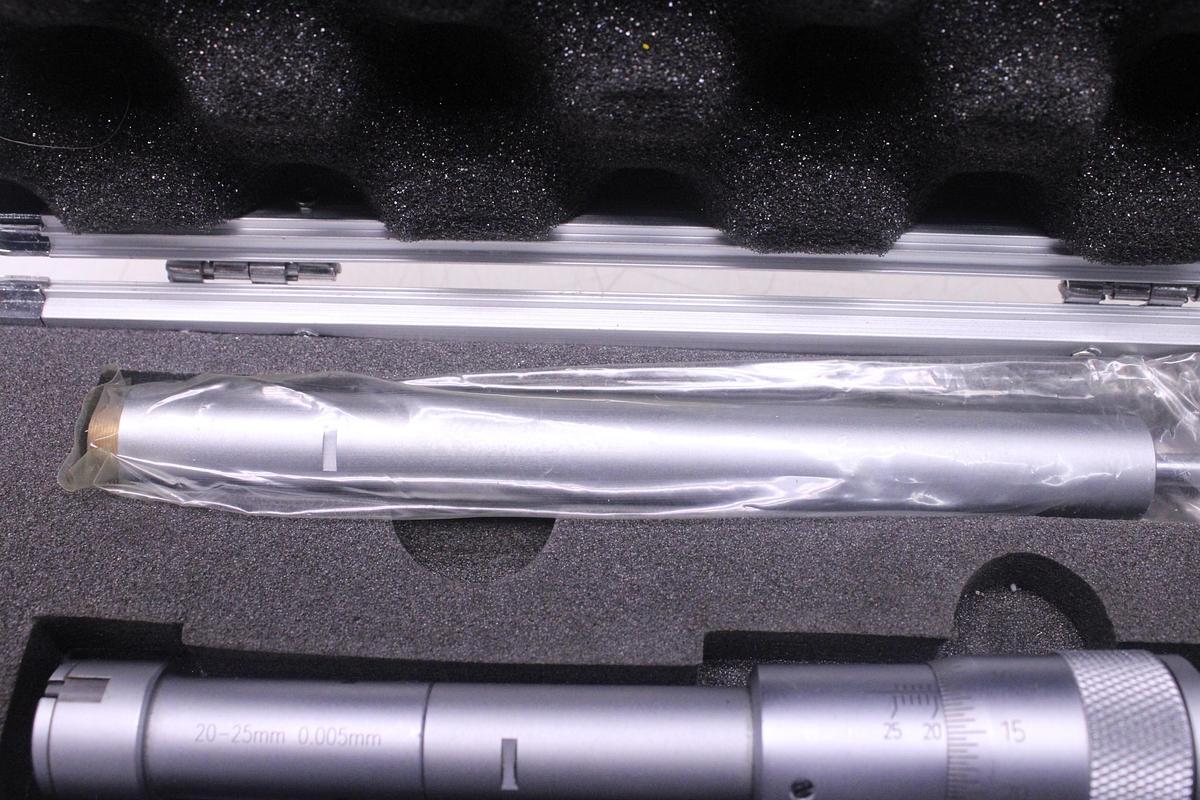 Usado Juego Micrómetro interior 3 puntos SARA 20-25mm