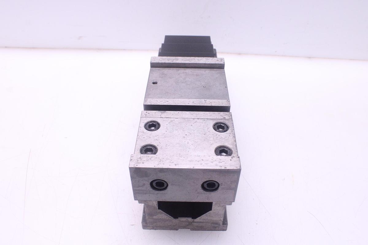 Usado Mordaza Mecánica Autowell AVQ-125G/HV