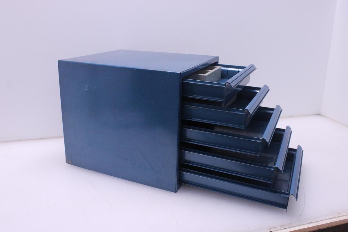 Usado Cajonera Almacenamiento Metalica