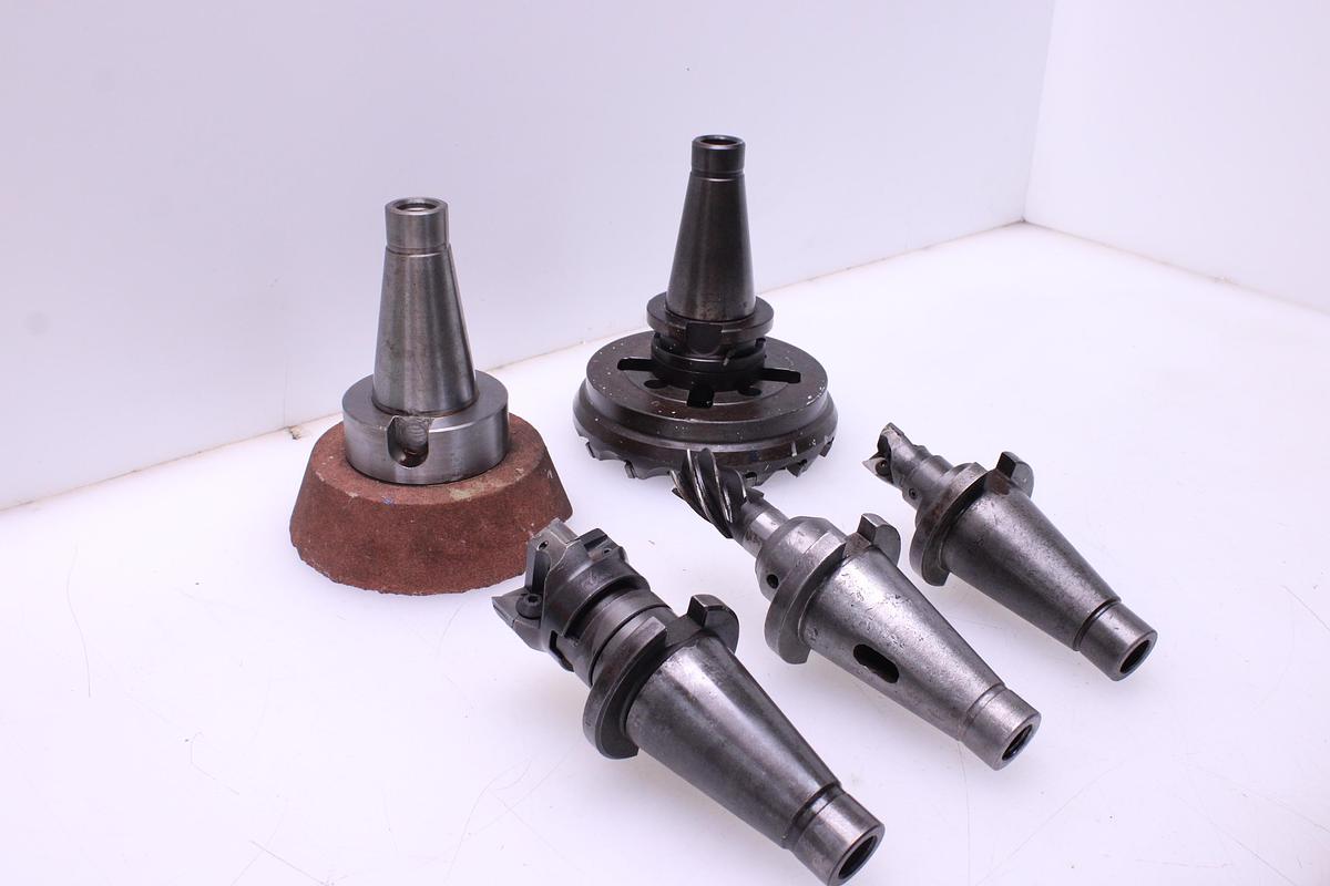 Usado Lote de Fresas para Fresadora Cono ISO 50 - 5 Unidades