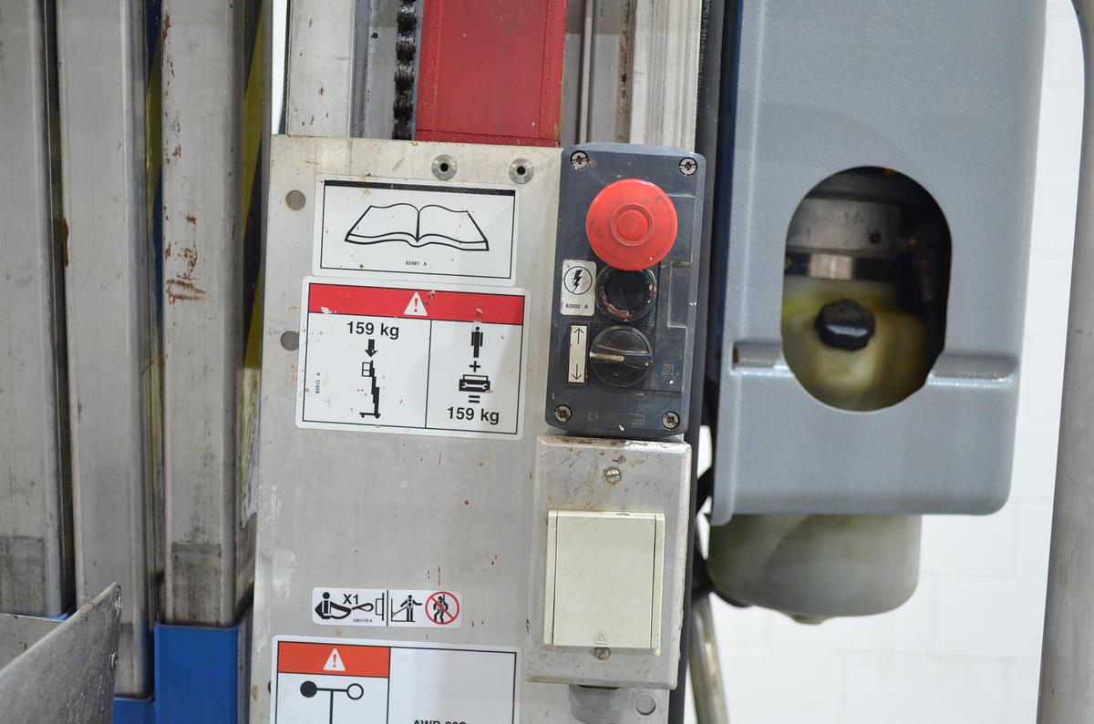 Usado Plataforma trabajo elevadora Genie AWP-30S