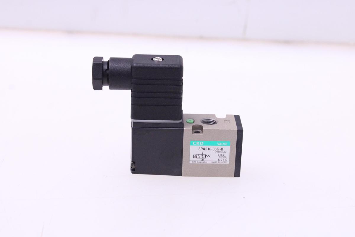 Usado Electroválvula CKD 3PA210-06G-B-3