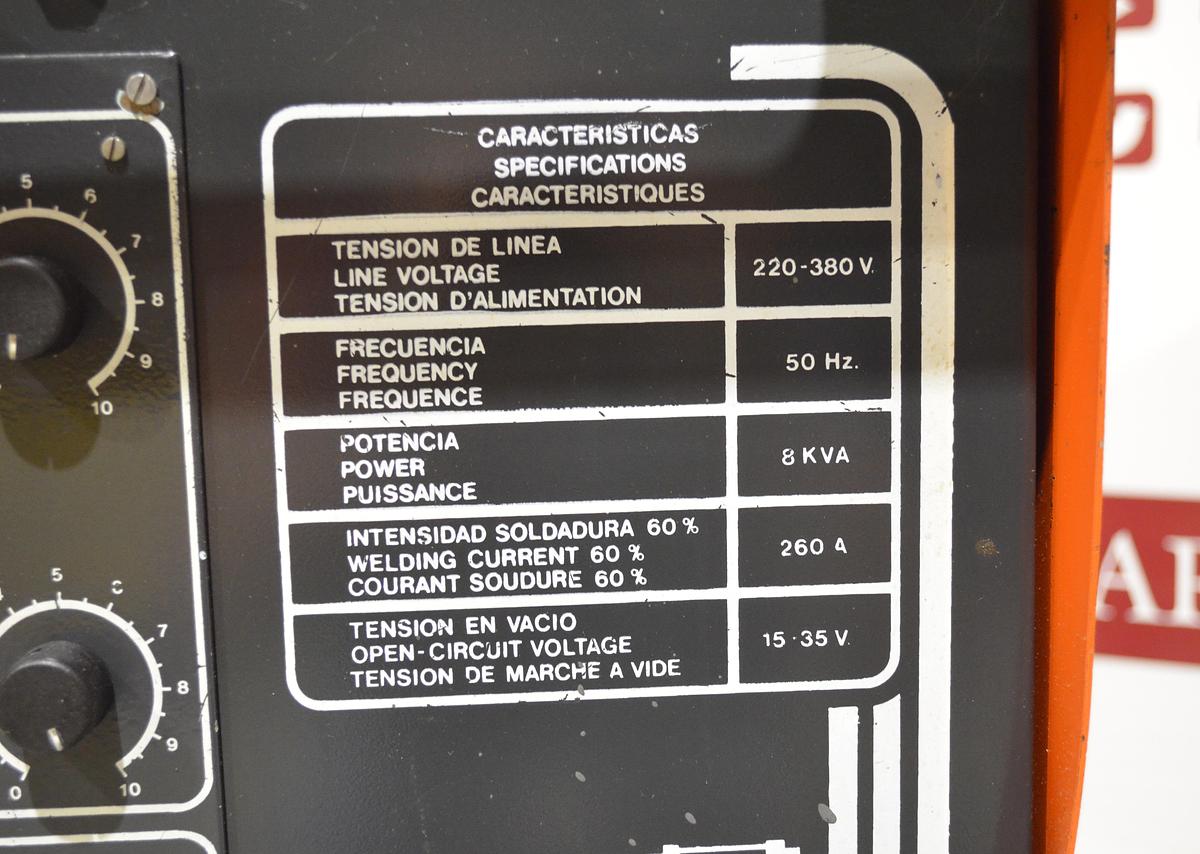 Usado Maquina soldar usada Sunarc HC-260