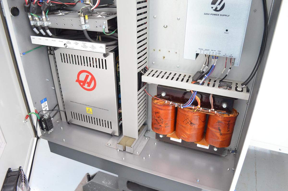 Usado Centro mecanizado Haas TM-2P año 2020