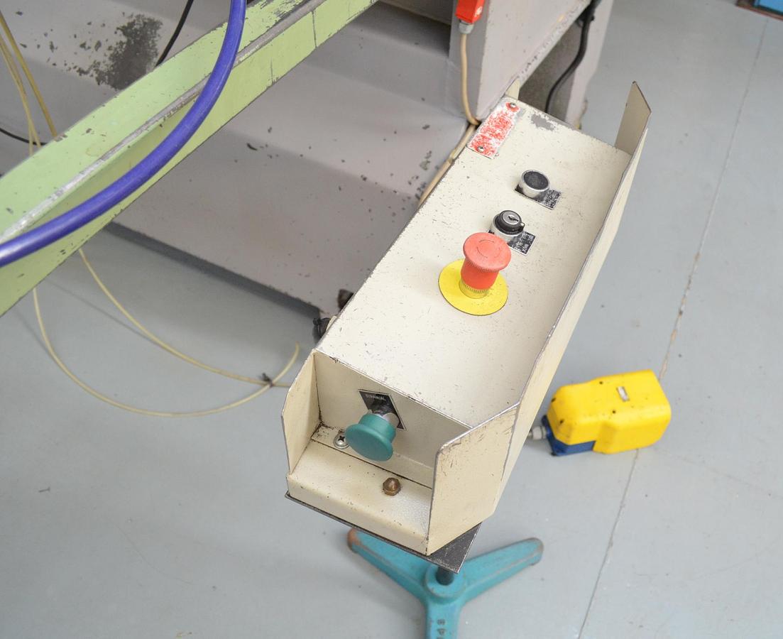 Usado Prensa excentrica PRESSIX 130CNR6 con tope