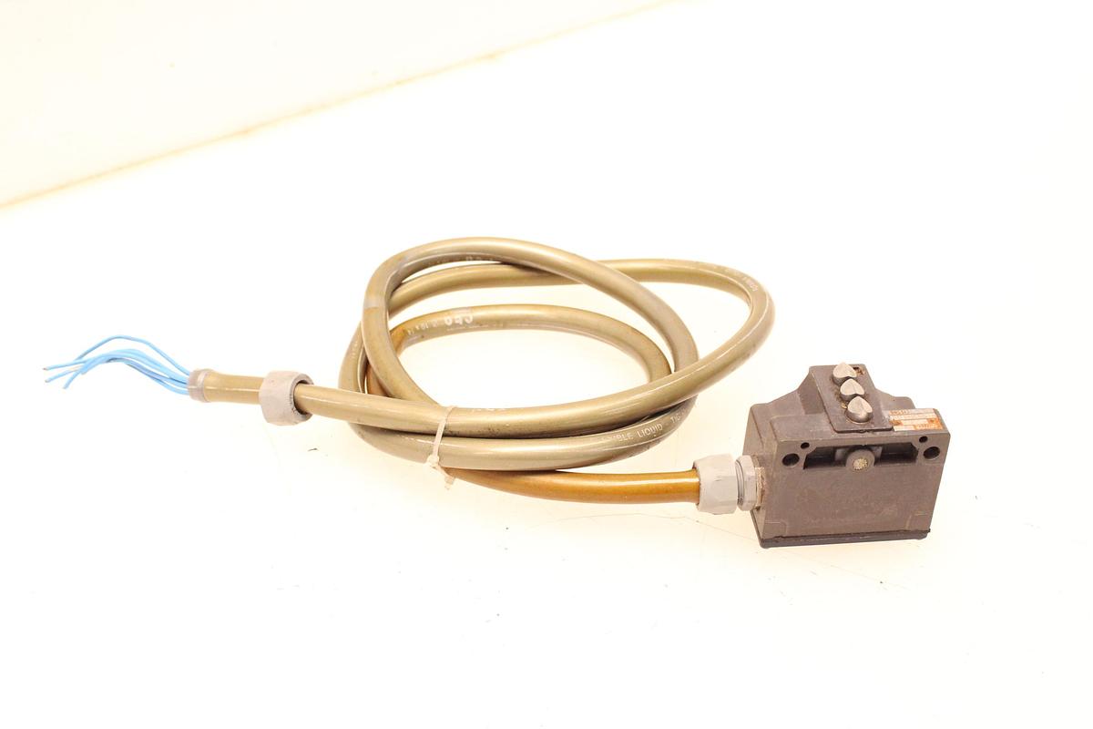 Usado Final de Carrera BALLUFF BNS 543 B3-D12-61-12