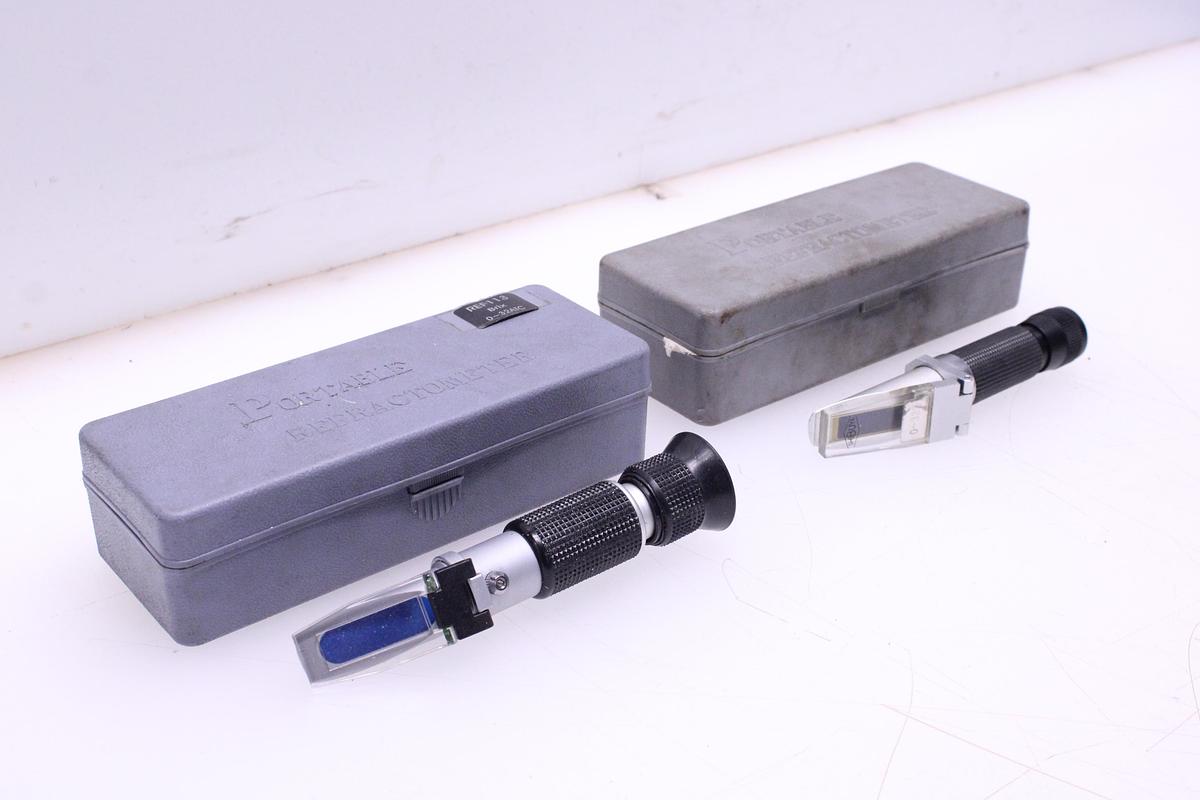 Usado Kit Refractómetros 0-32% Brix ATC - 2 Unidades