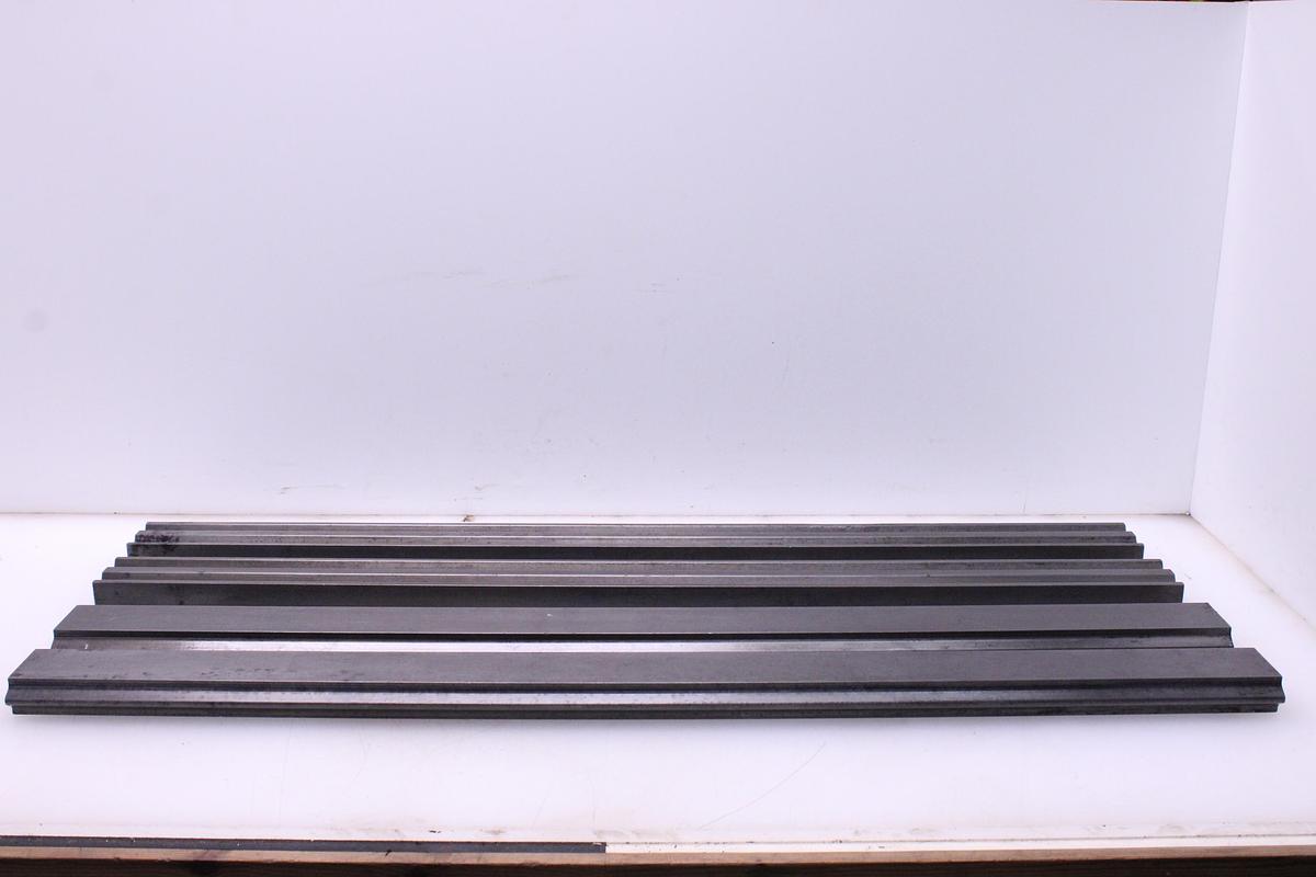 Usado Juego Matrices y Punzones Amarre Recto 2500mm