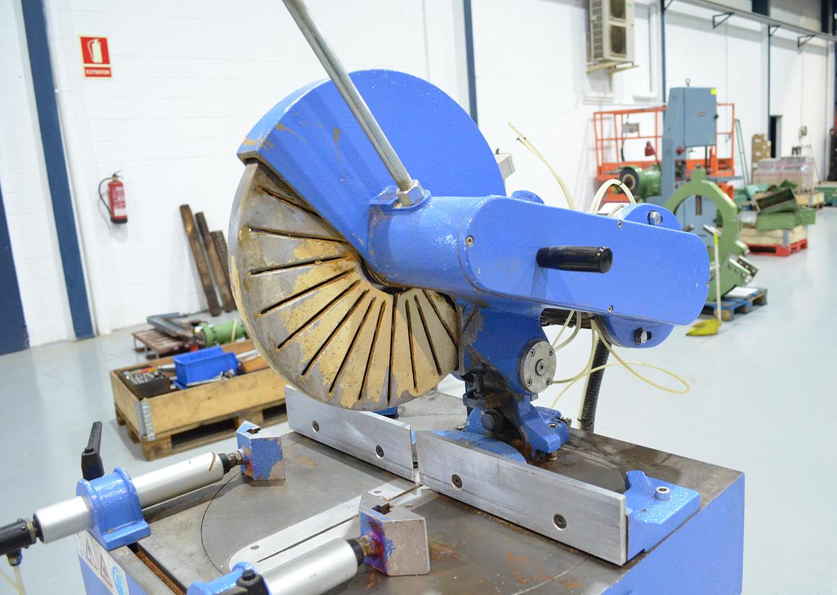 Usado Tronzadora aluminio MECAL SW 350 - 2005