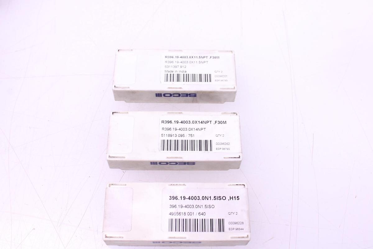 Usado Fresa de Roscas SECO 396.19-2517.3S-4003-2AM + Widias 396.19-4003