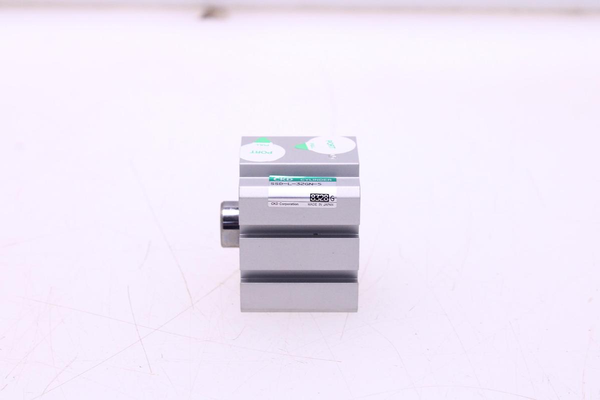 Usado Cilindro Neumático CKD SSD-L-32GN-5 - 2 Unidades