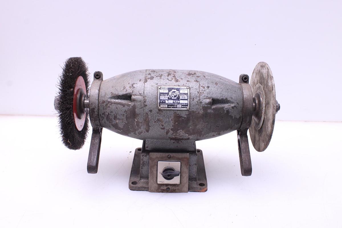 Usado Esmeriladora Trifásica EGOR 1/2 CV