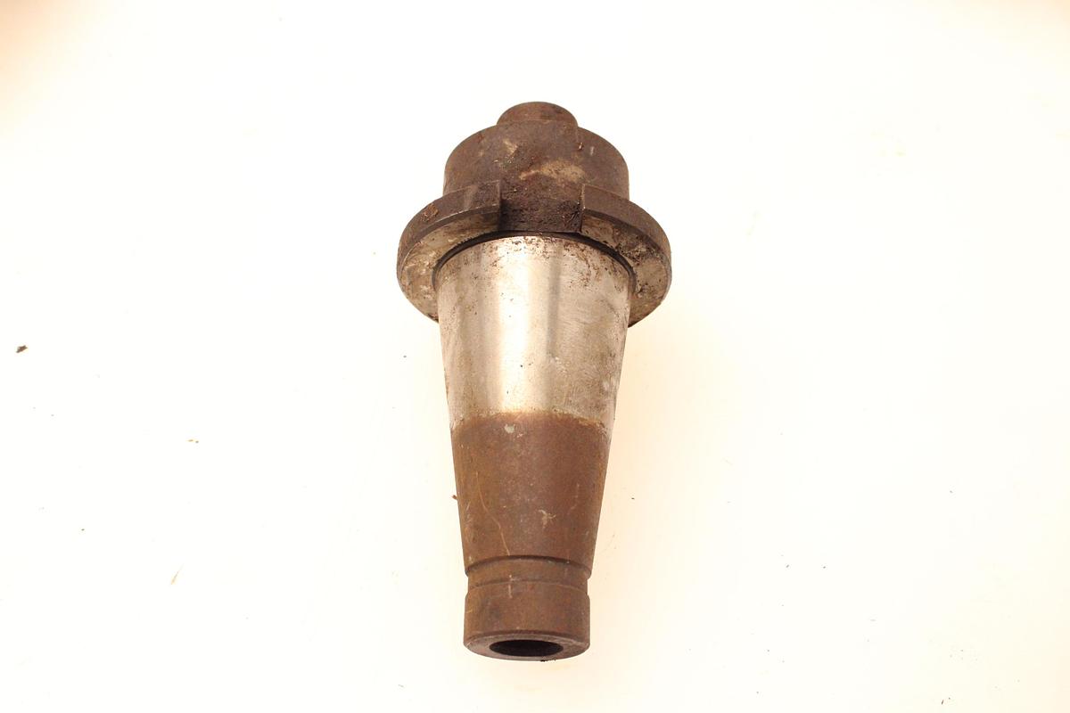 Usado Lote Portafresas y Mandrinos Cono ISO 50 -