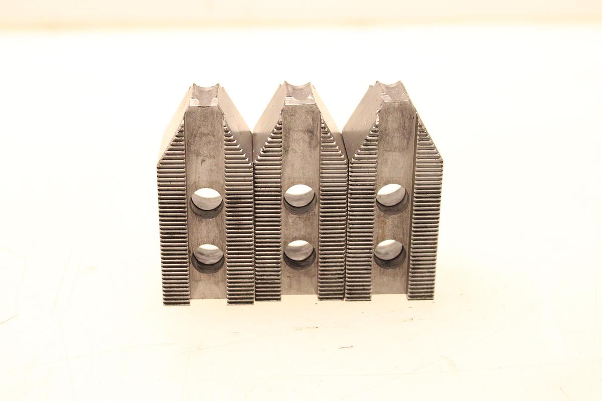 Usado Lote de Juegos de 3 Garras Para Torno