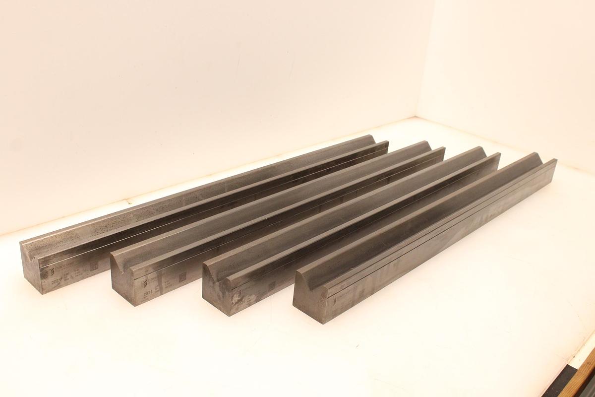 Usado Juego Matrices EUROSTAMP 2021 85º V40 - 835 mm