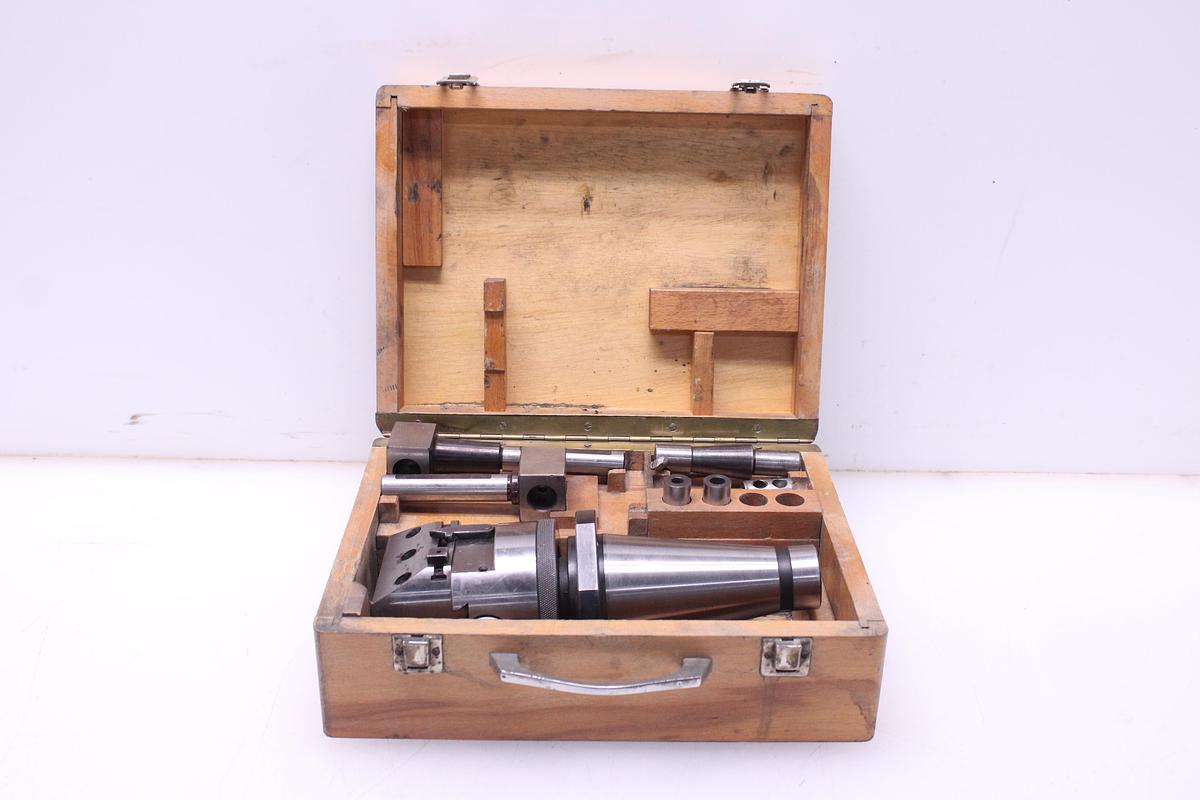 Usado Cabezal Mandrinador Cono ISO 50 CONIC