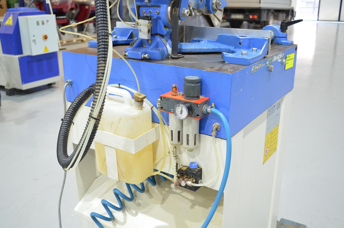 Usado Tronzadora aluminio MECAL SW 350 - 2005