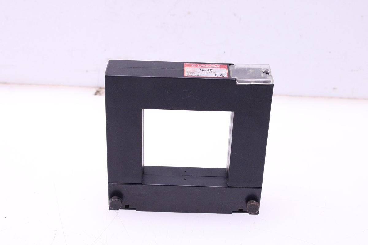 Usado Transformador de Núcleo Abierto CIRCUTOR TP-88 250/5A