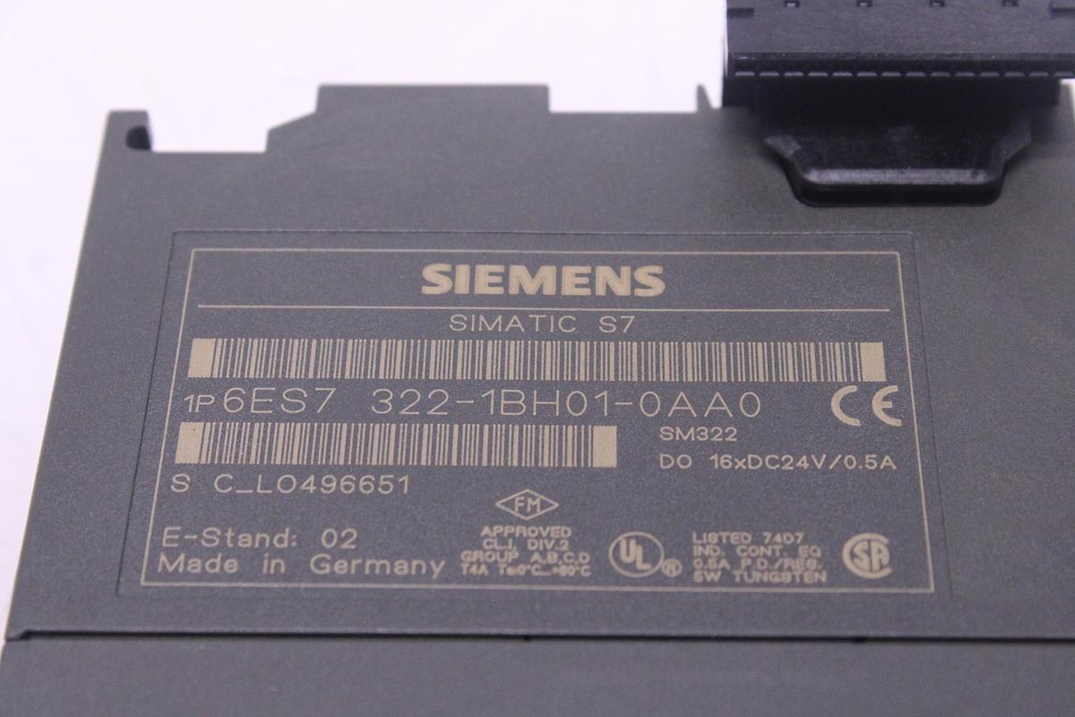 Usado Módulo de salida digital SIEMENS 6ES7322-1BH01-0AA0