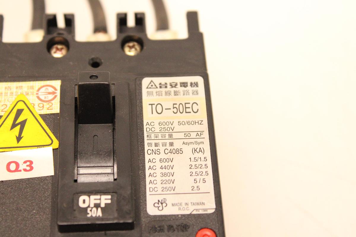 Usado Interruptor Termomagnético TECO TO-50EC