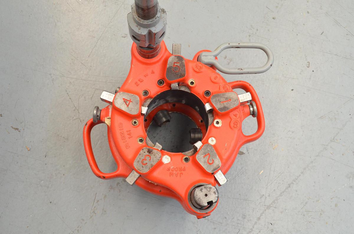 Usado Roscadora RidGid 141