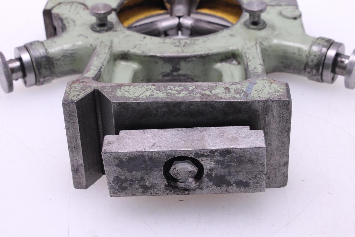 Usado Luneta Cerrada para Torno 160 mm