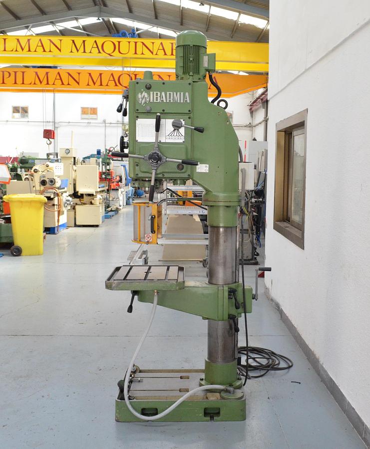 Usado Taladro columna Ibarmia B-40 engranajes