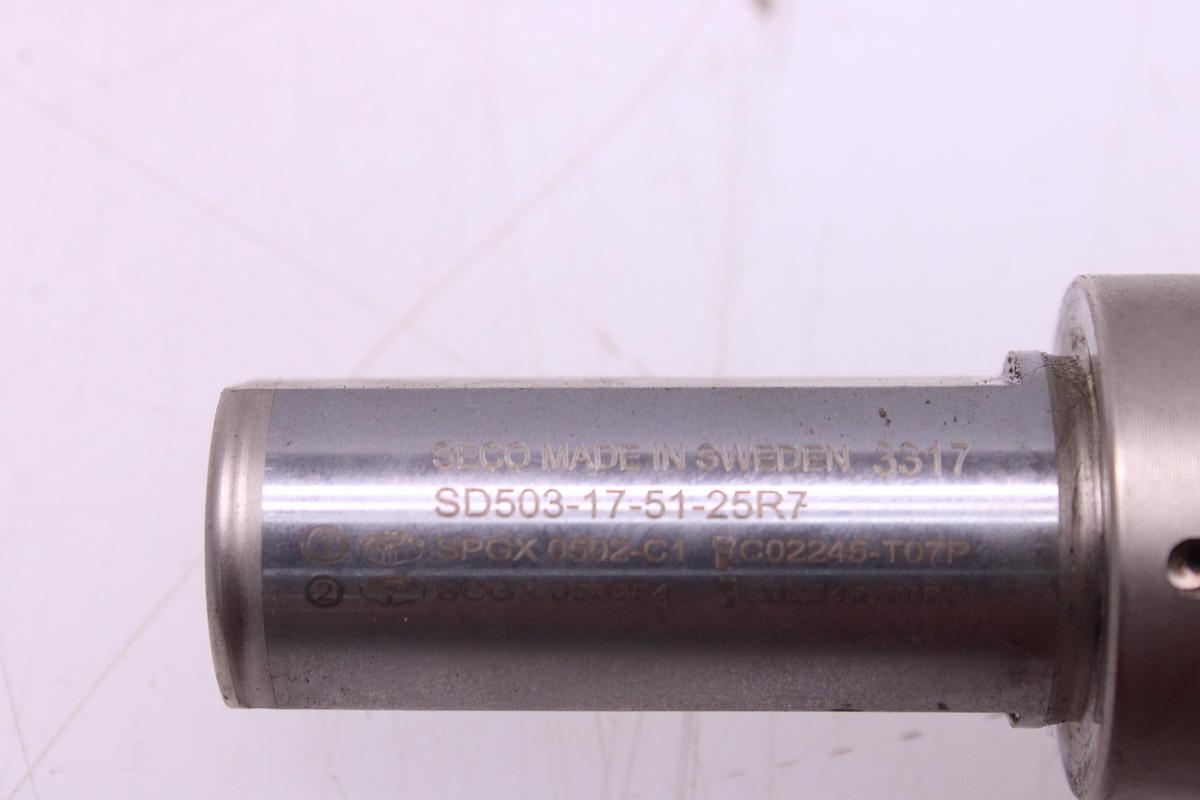 Usado Broca Portaplaquitas SECO SD503-17-51-25R7 + Widias SPGX0502 / SCGX050204