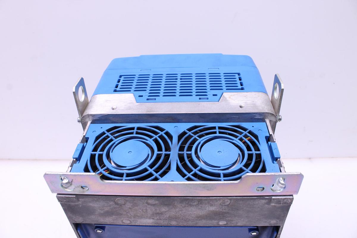 Usado Inversor OMRON Q2A-A4075-AAA 37kW