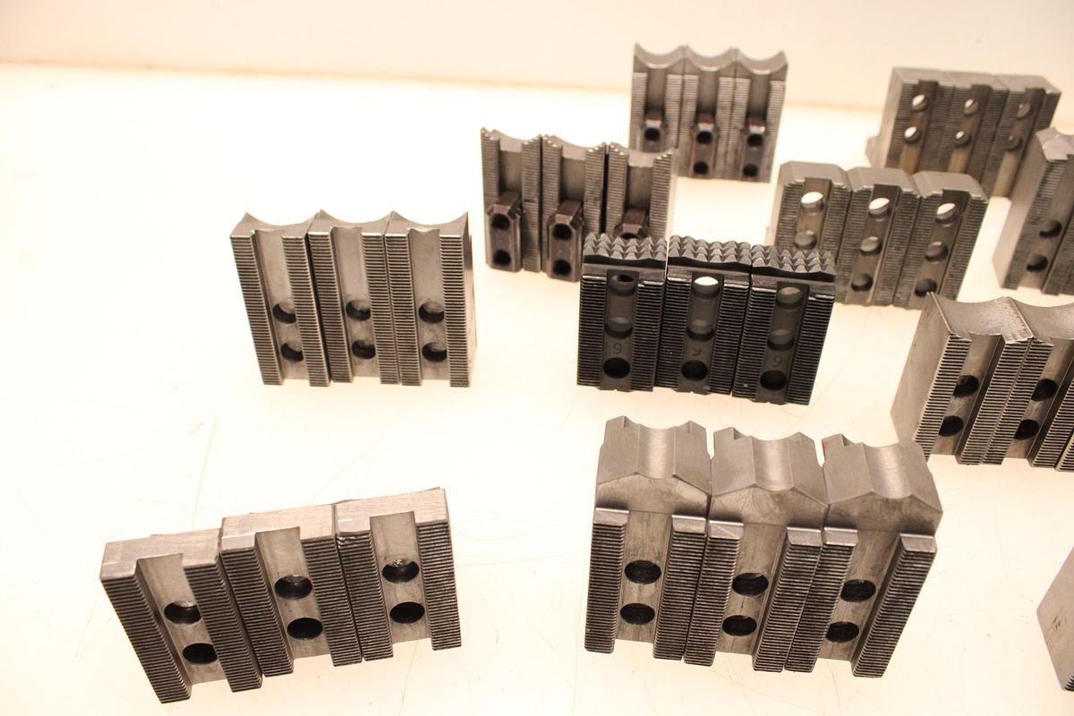 Usado Lote de Juegos de 3 Garras Para Torno