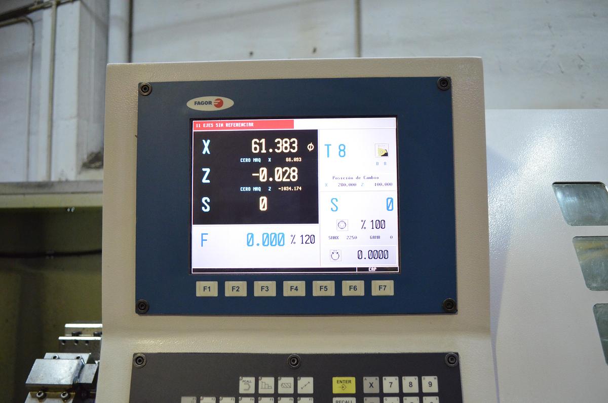 Usado Torno Travis TR-2 2006 cnc FAGOR 8055 T