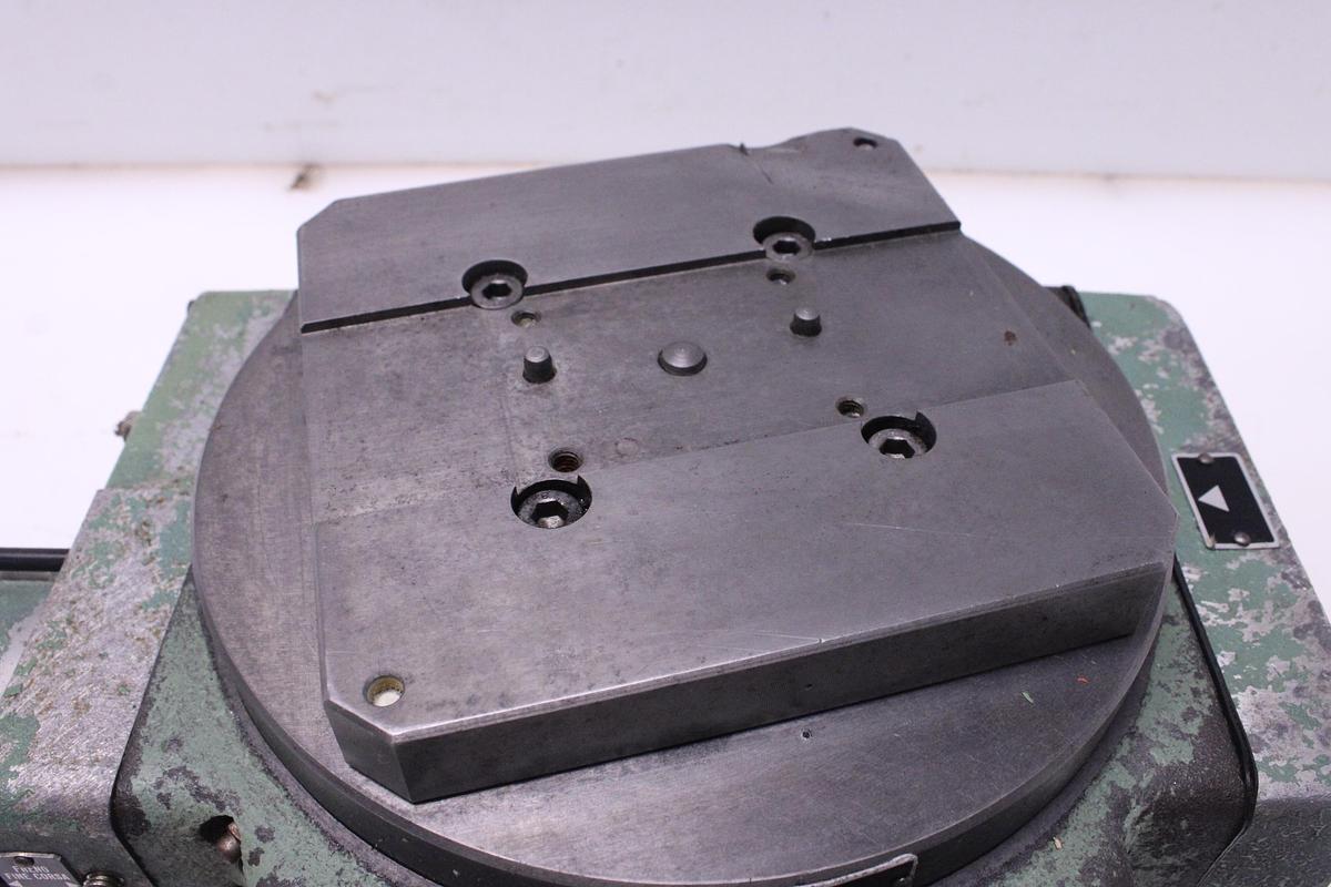 Usado Plato Divisor Neumatico TELMATIC TR220/1