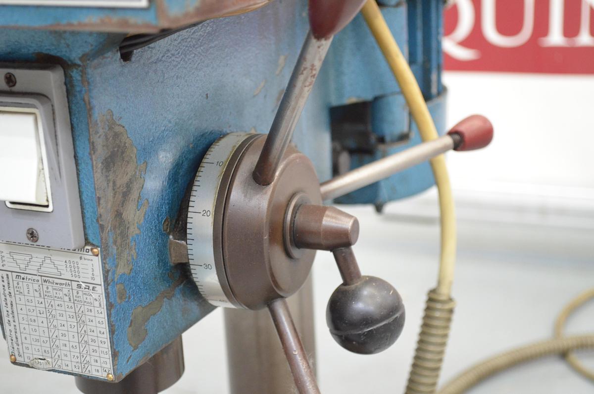 Usado Taladro sobremesa correas Ara-Mon 501