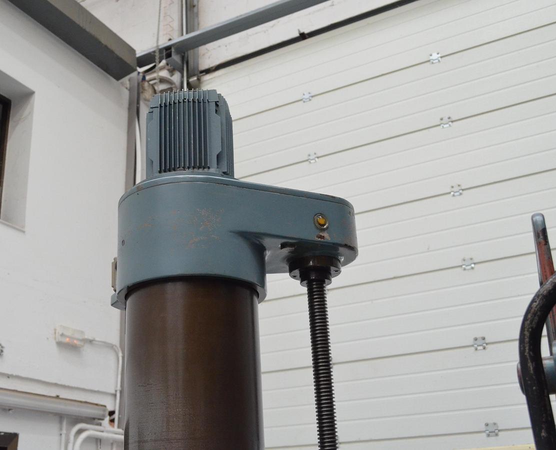 Usado Taladro radial Foradia GH 50-1000