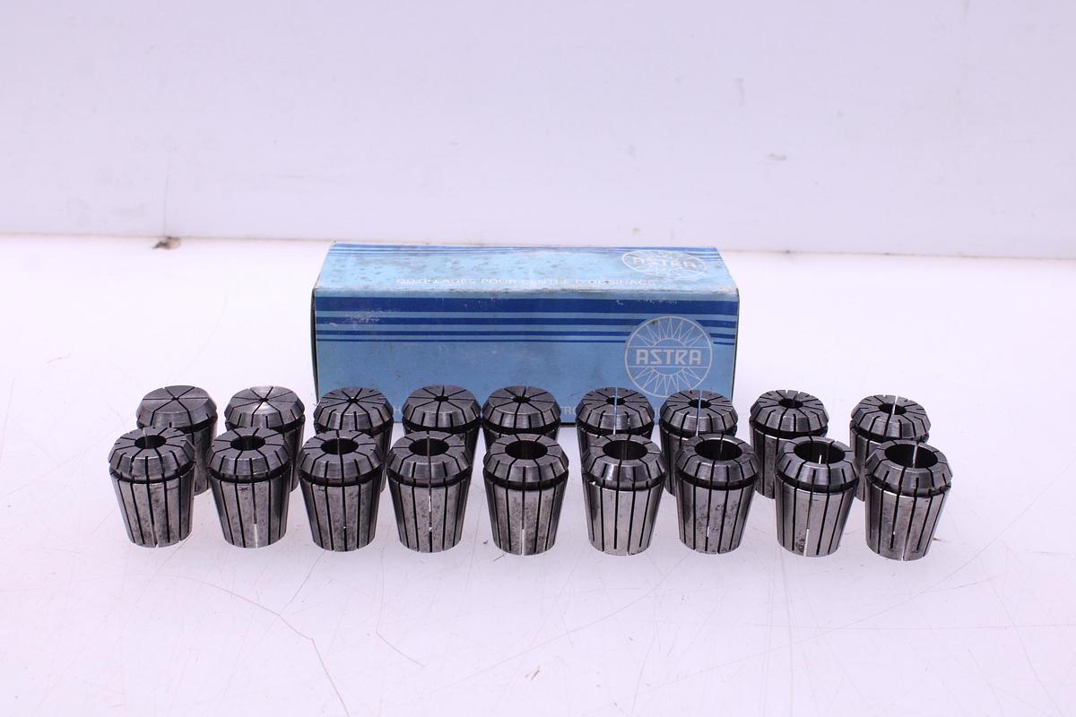 Usado Juego Pinzas Resorte ER32 "18 pcs" + Cono ISO 40 ASTRA