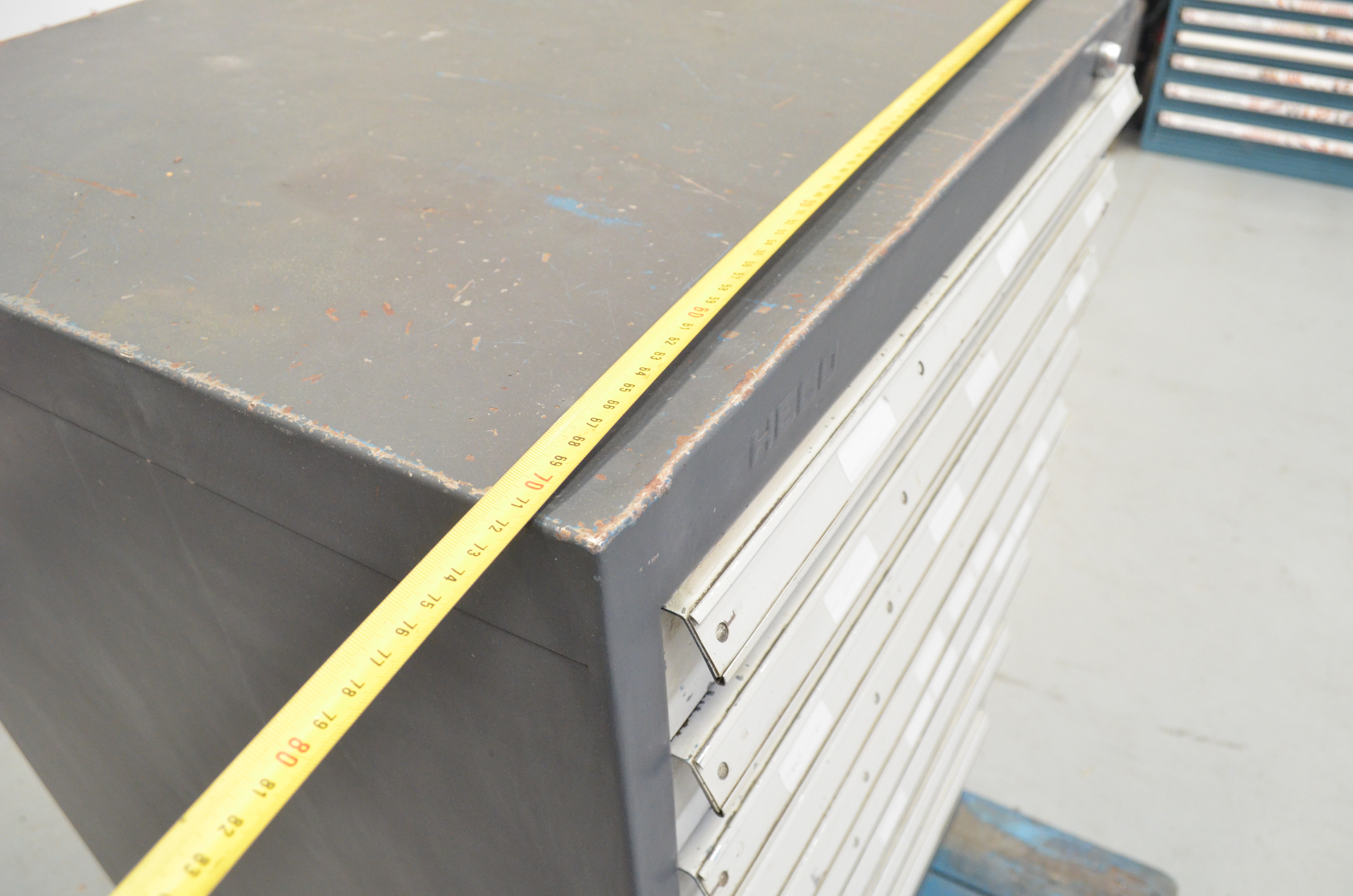 Usado Armario con cajones metalico Heco 710x700x1050(h)mm