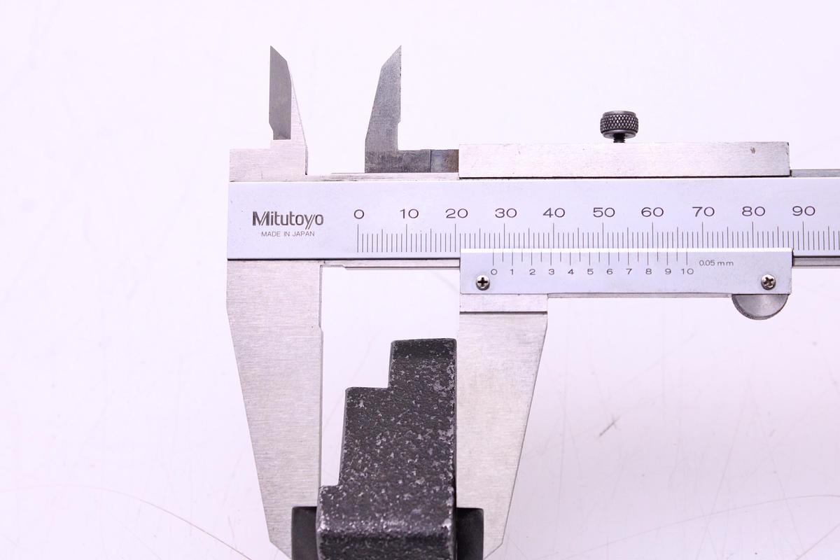 Usado Garras de Sujeción Ranura en T 18mm - 2 Unidades