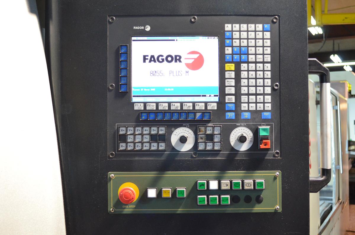 Usado Centro mecanizado Pinnacle Lv126 2008 cnc Fagor 8055i PLUS-M