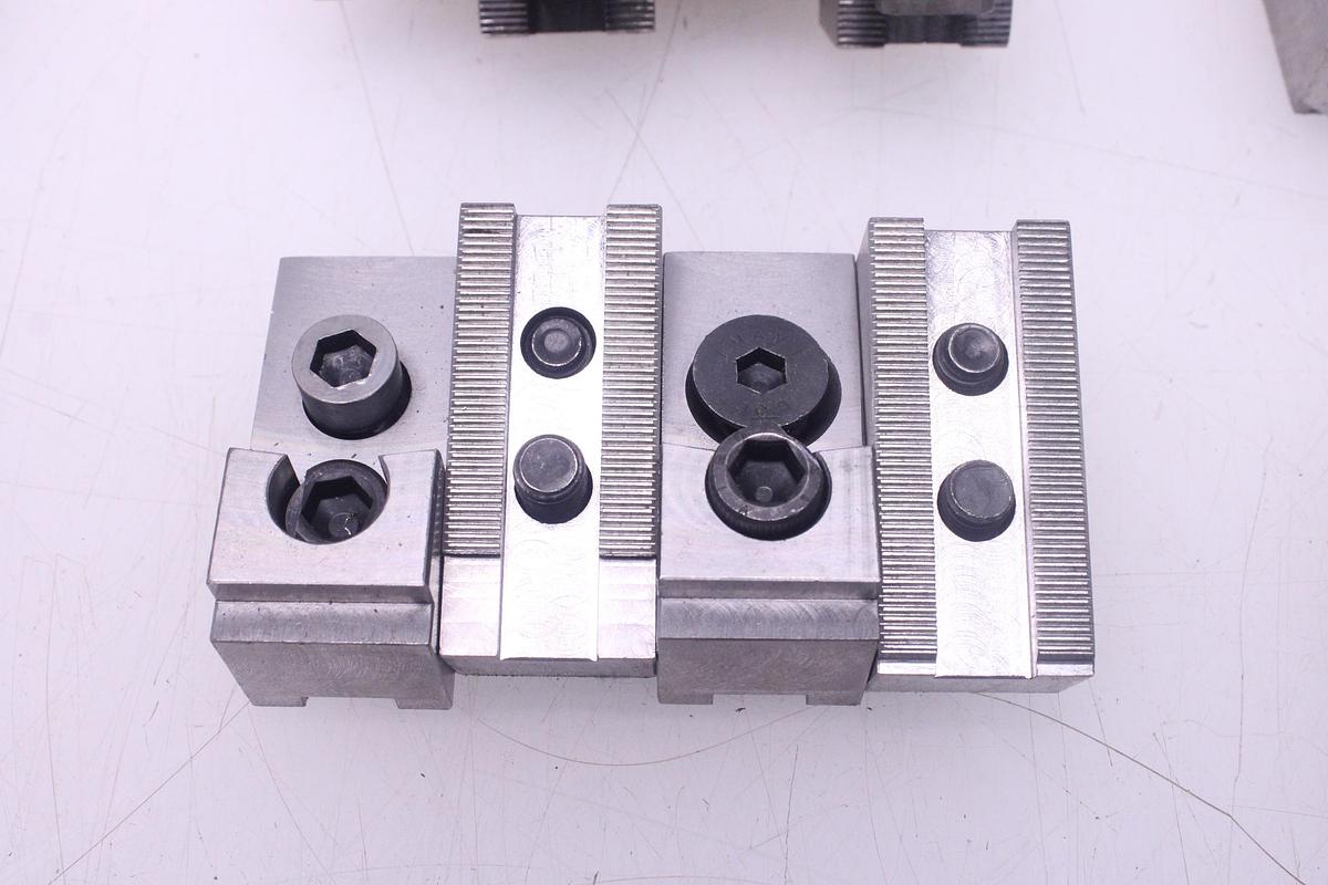 Usado Lote 11 Juegos de Garras 4 para Torno