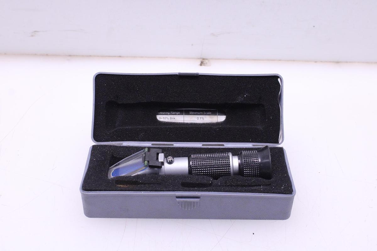 Usado Kit Refractómetros 0-32% Brix ATC - 2 Unidades