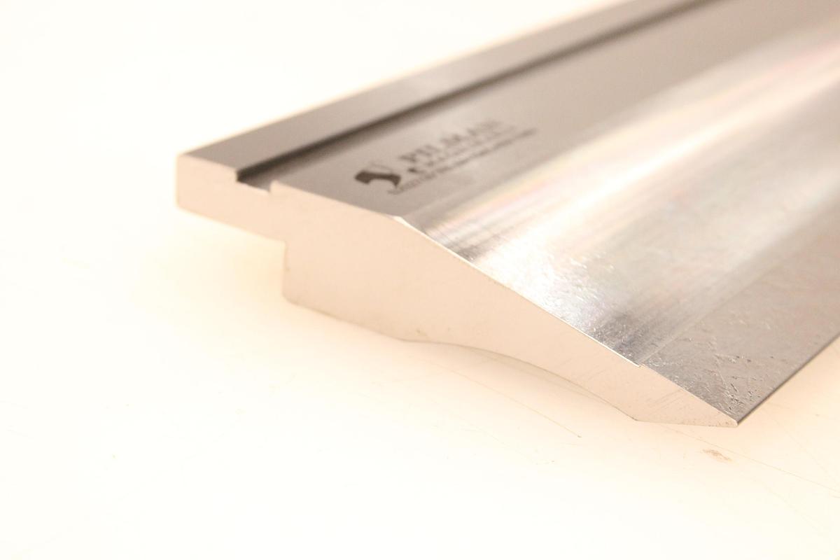 Usado Punzón Promecam S2027 H104 30º R0.8 - 835 mm