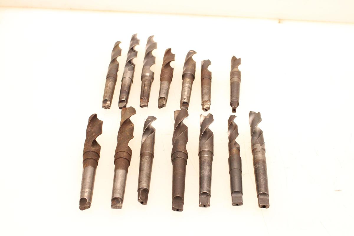 Usado  14 Brocas Mango Cónico MT2 - 16 hasta 23 mm