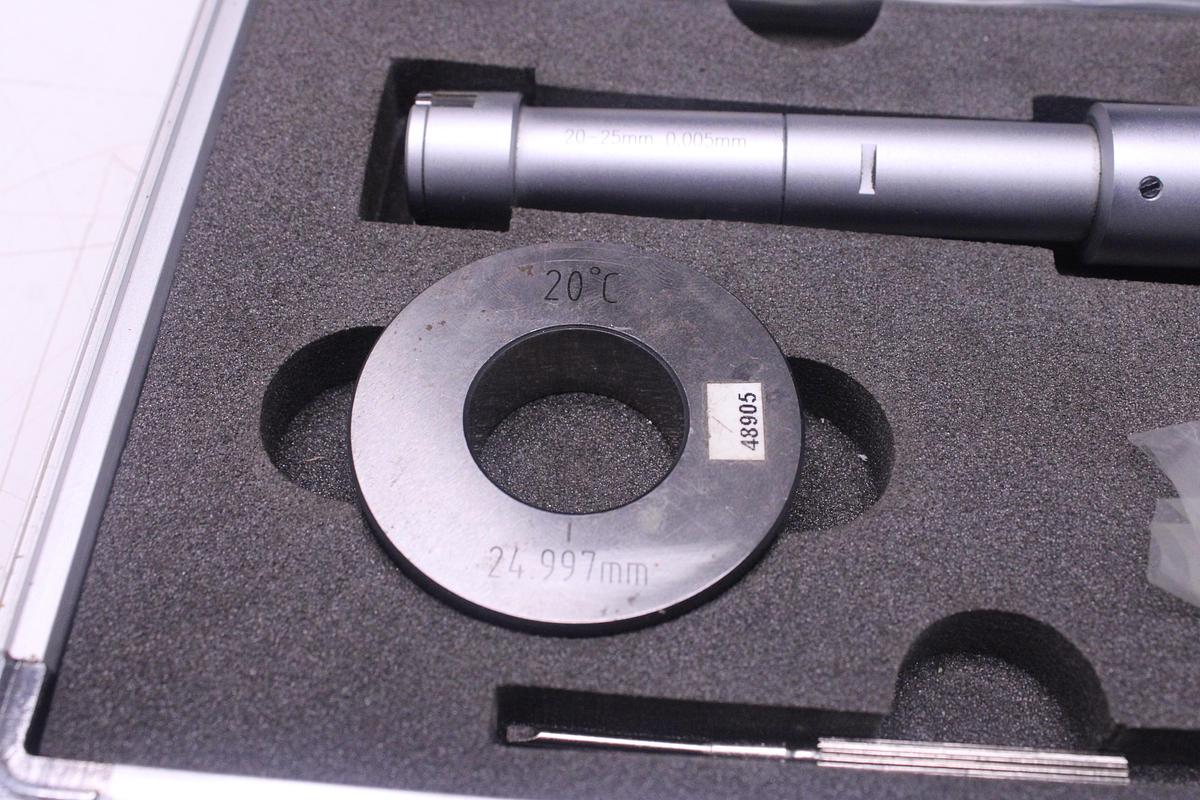 Usado Juego Micrómetro interior 3 puntos SARA 20-25mm