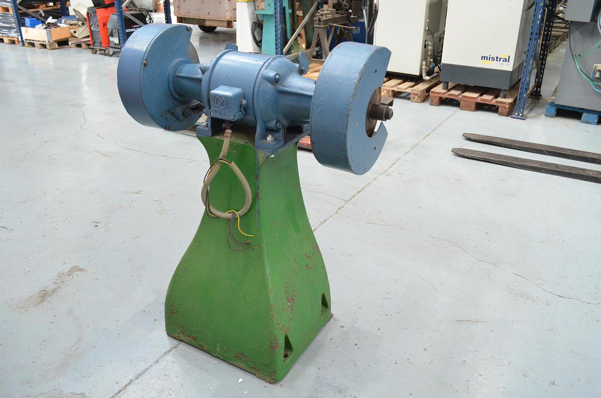 Usado Esmeriladora Zubia - Muelas 350mm