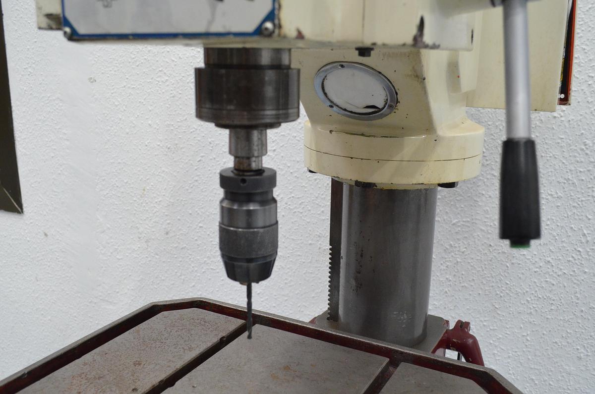 Usado Taladro columna engranajes Heller B-35E