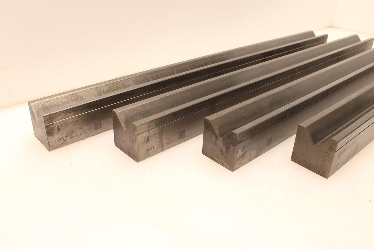 Usado Juego Matrices EUROSTAMP 2021 85º V40 - 835 mm