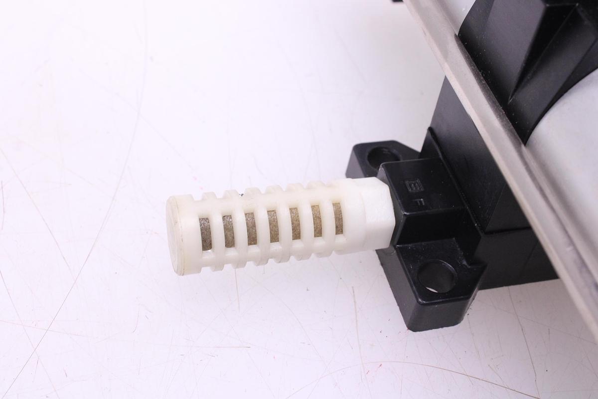 Usado Multiplicador de Presión Neumático SMC EVBA2100-F03