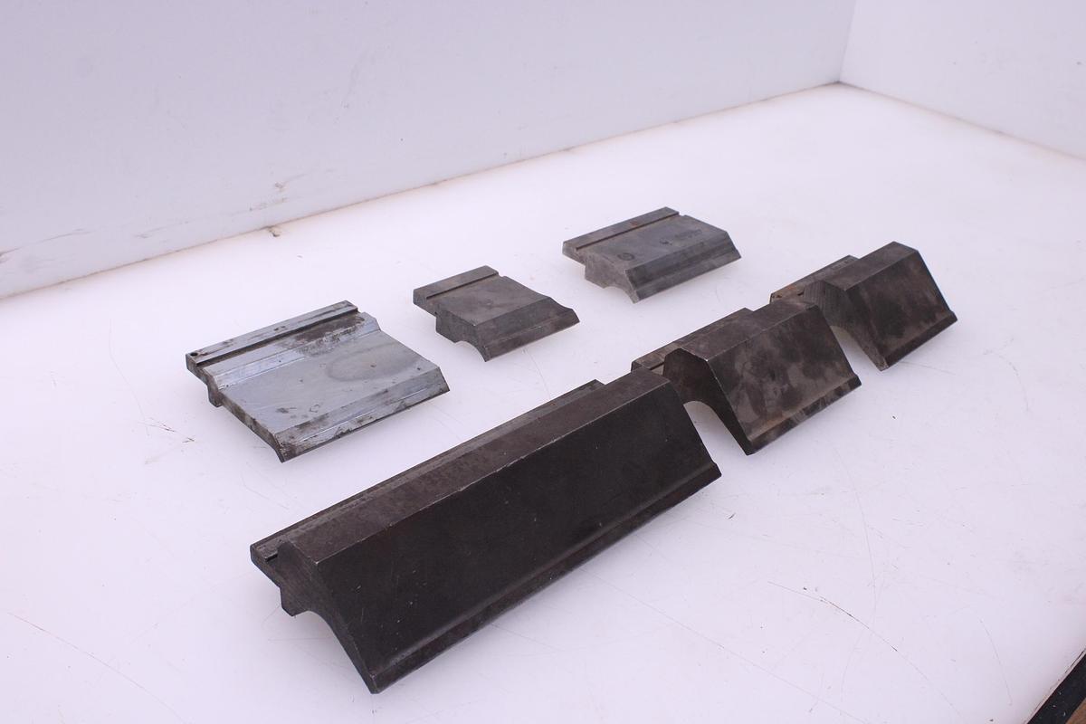 Usado Lote Punzones para Plegadora - 6 Tramos