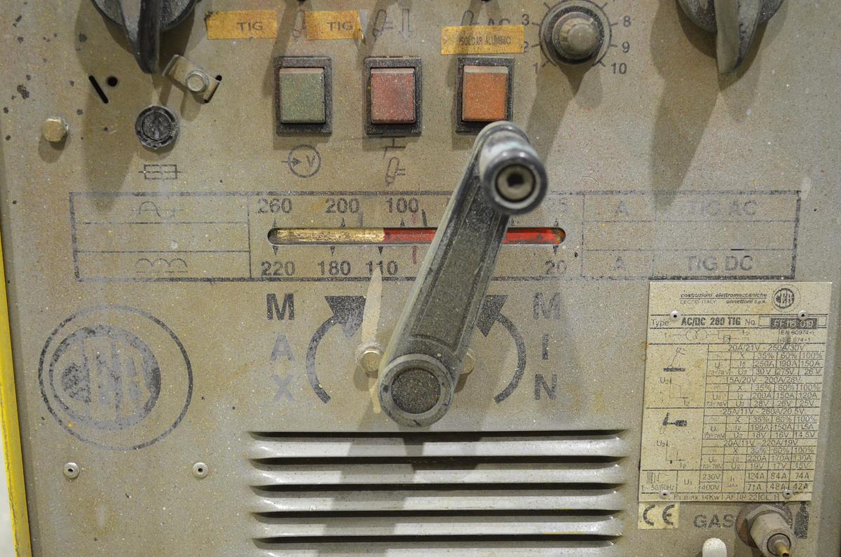 Usado Maquina soldar tig CEA ACDC 260 TIG