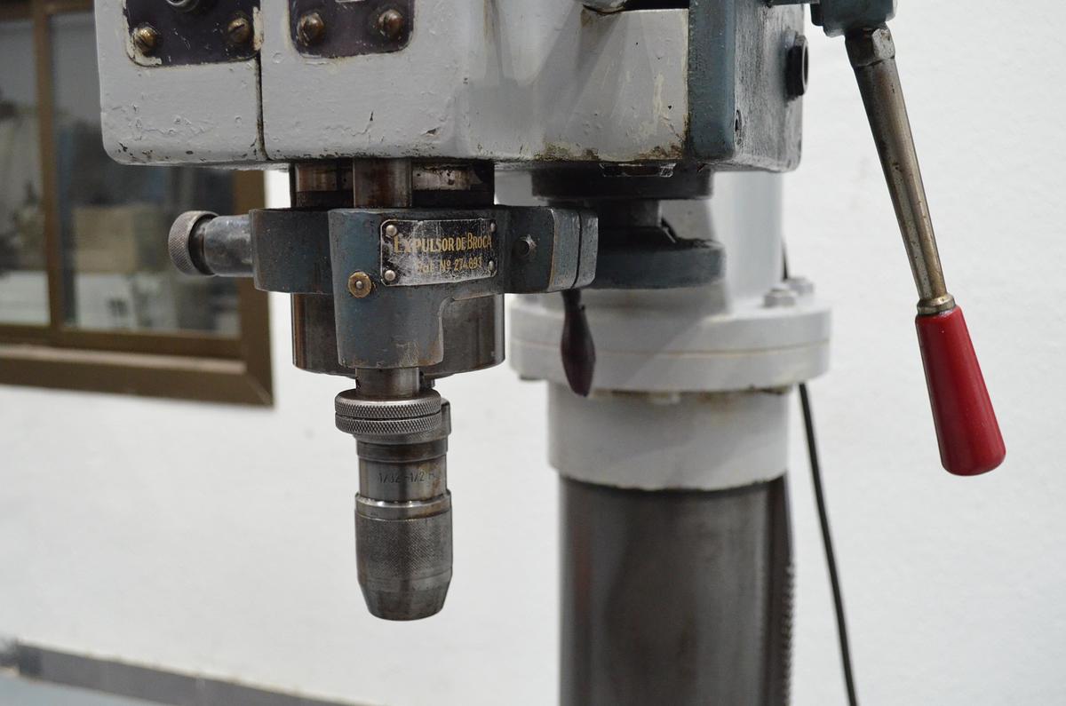 Usado Taladro columna Ibarmia 50-CA gris